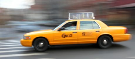 pedir taxi en zaratan